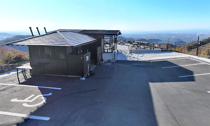 大岩山西公園の駐車場等の様子と景観