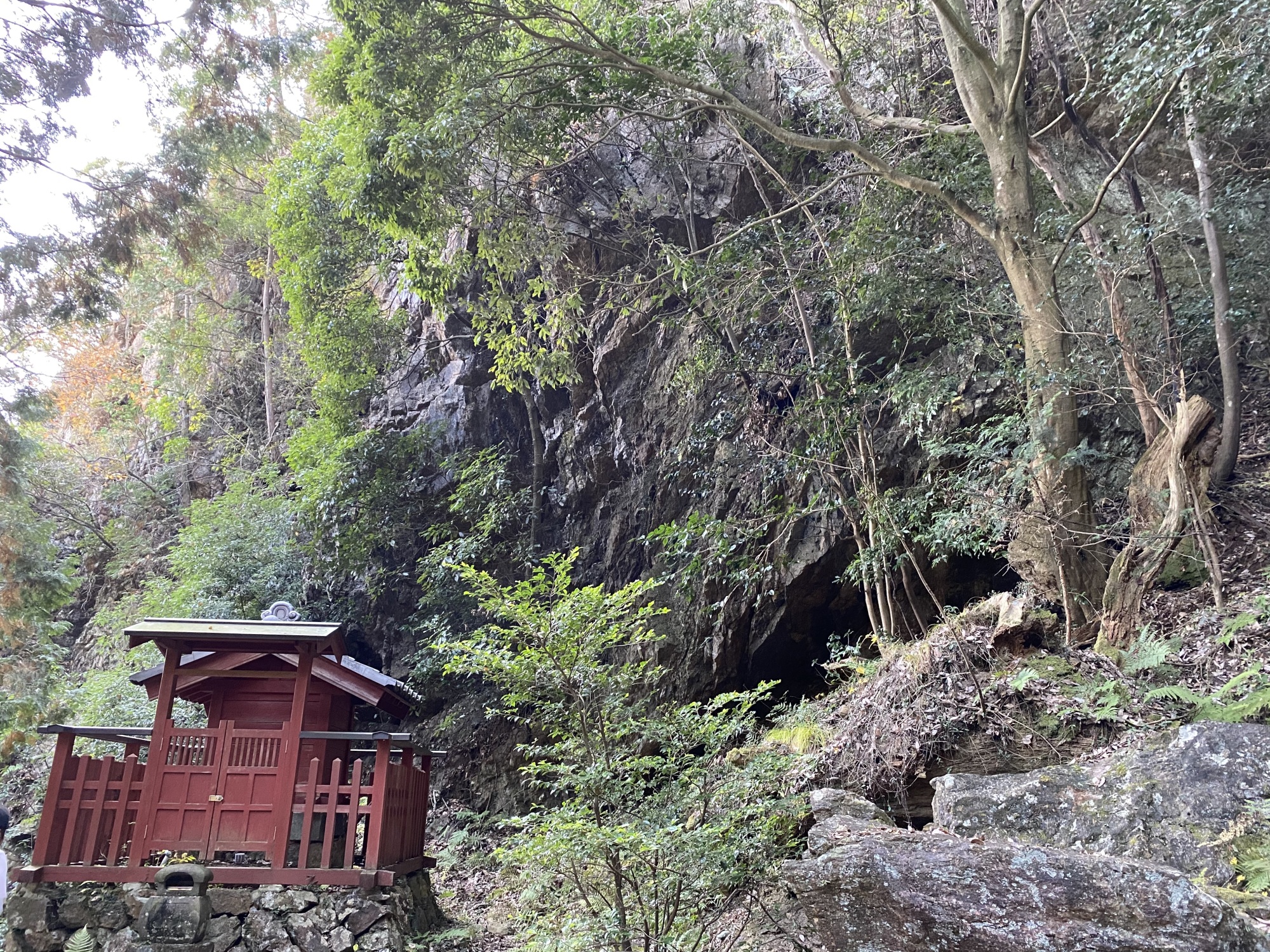 行道山浄因寺の境内