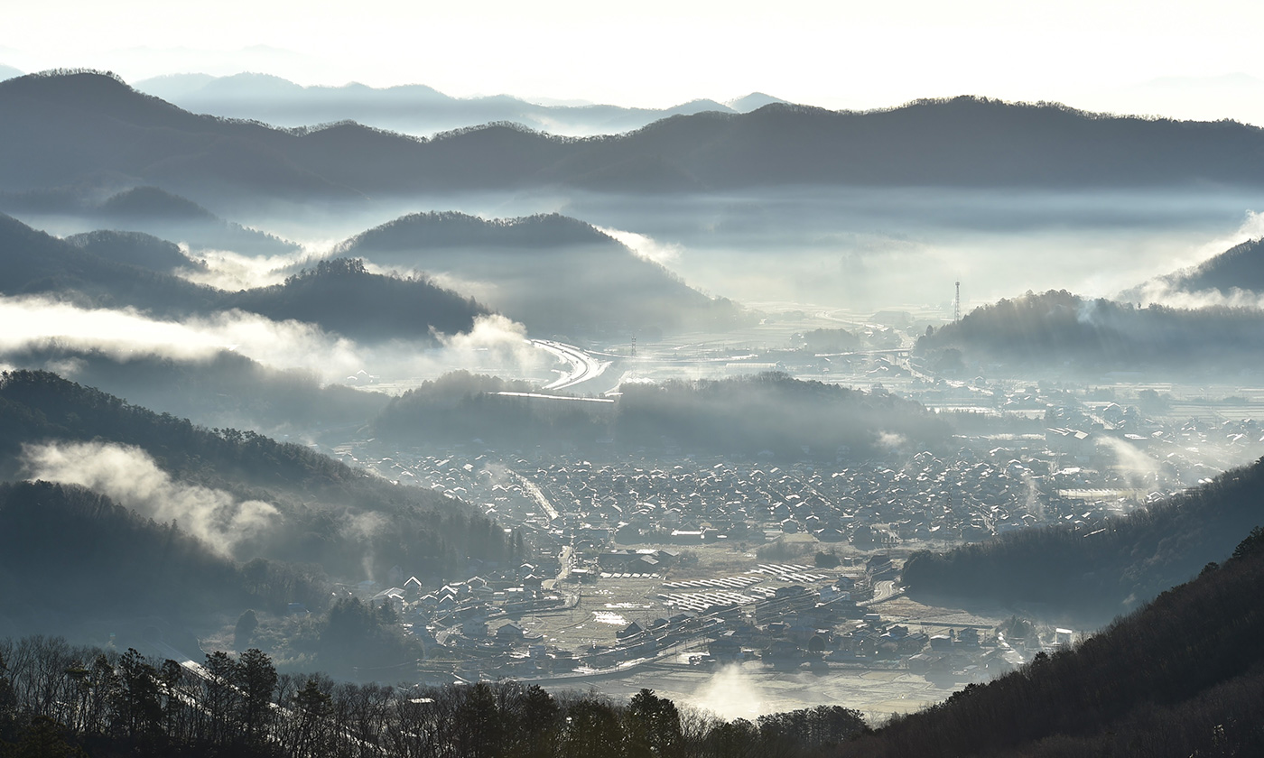 Cloud sea in Mie area from Mt. Oiwa, a sacred mountain in Kanto region